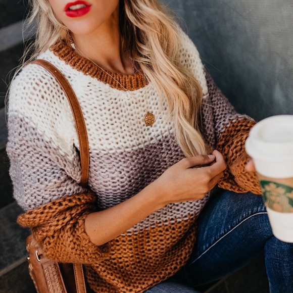 Caramel Colorblock Pullover - Picture 4 of 8